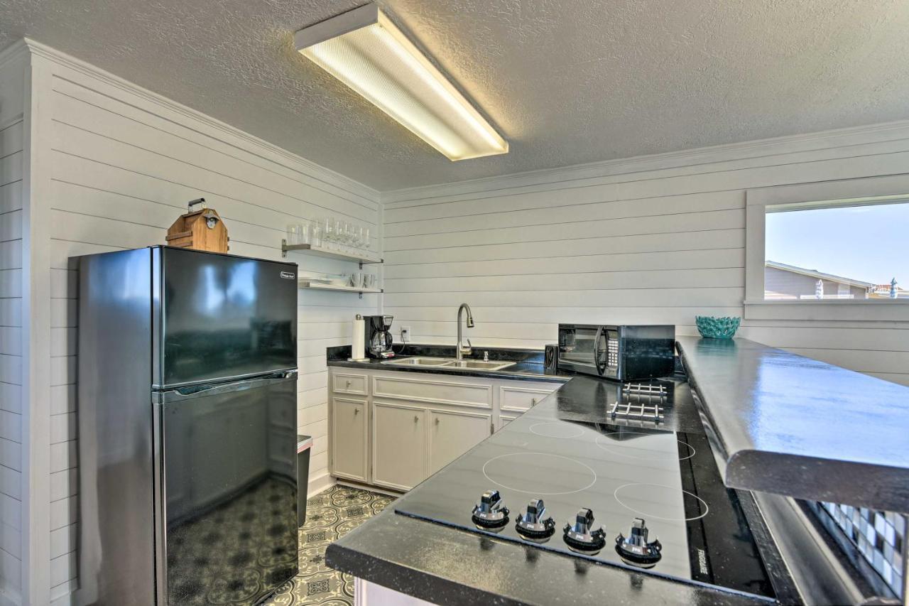 Open-Concept Cottage Less Than 1 Mi To Beach! Сърфсайд Бийч Екстериор снимка