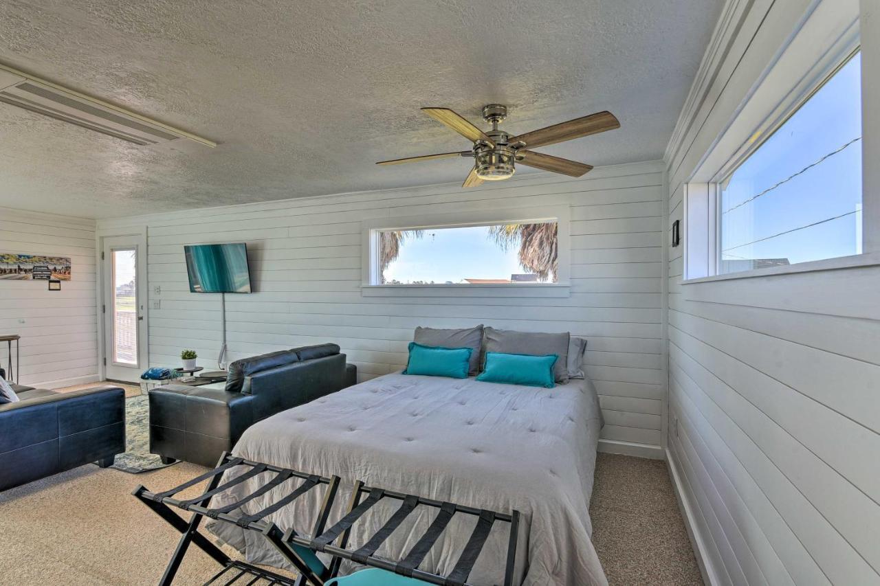 Open-Concept Cottage Less Than 1 Mi To Beach! Сърфсайд Бийч Екстериор снимка